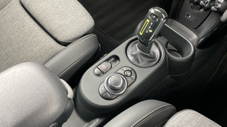 MINI Hatchback 135kW Cooper S Level 2 33kWh 3dr Auto Electric Hatchback